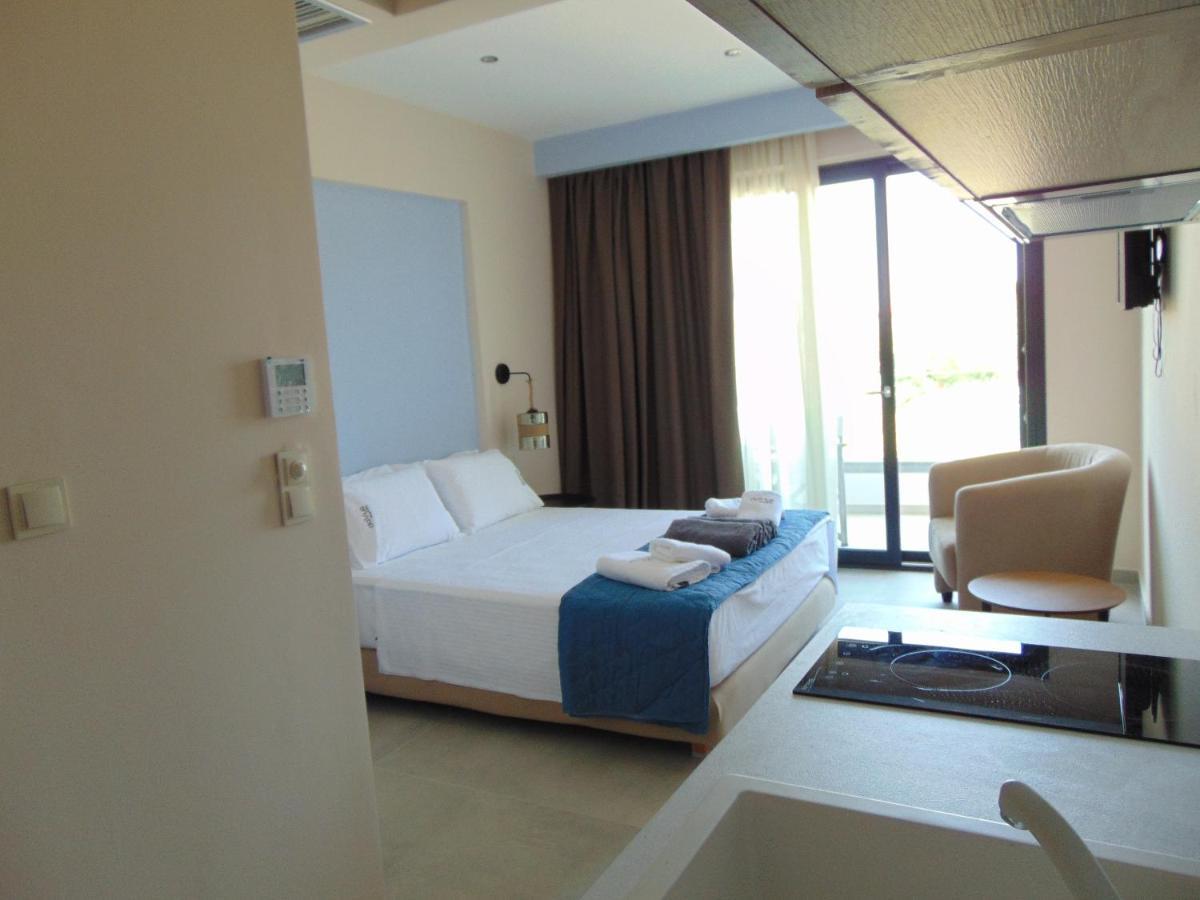 Aparthotel Domus Hospitality Vourvourou Esterno foto