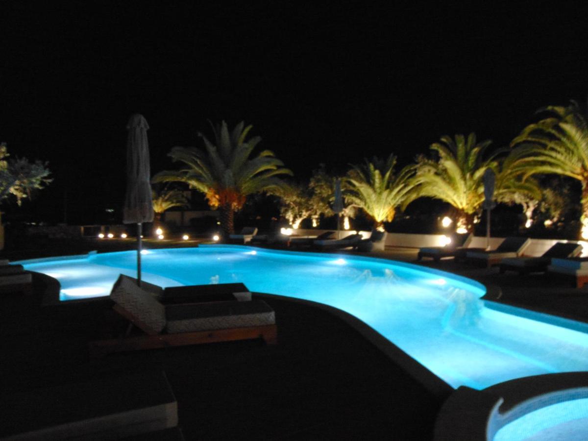 Aparthotel Domus Hospitality Vourvourou Esterno foto