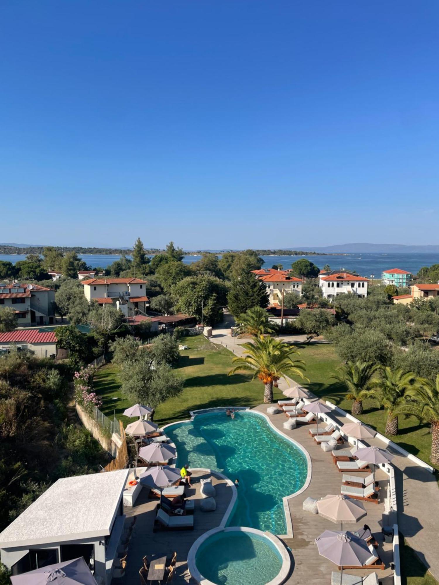 Aparthotel Domus Hospitality Vourvourou Esterno foto